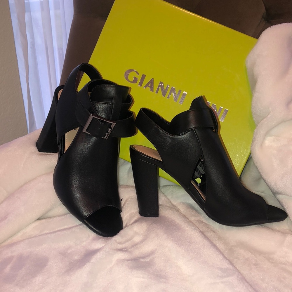 Gianni Bini black, womens heels